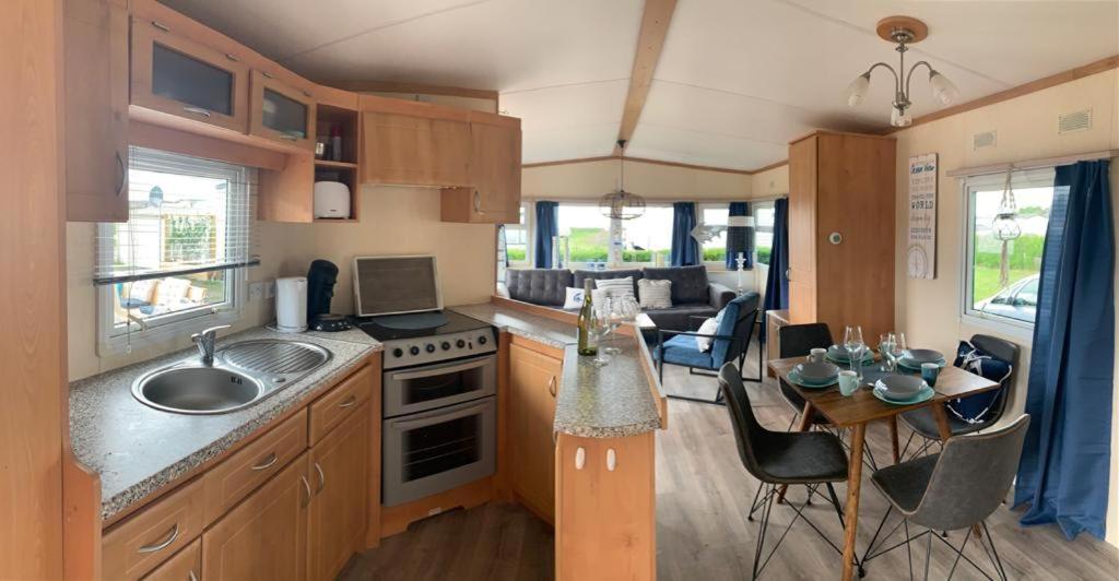 Chalet Seemowe Direkt Am Wattenmeer Aan De Waddenzee Nordsee 600 Meter Zum Badestrand, Angeln Lägenhet Westerland Exteriör bild